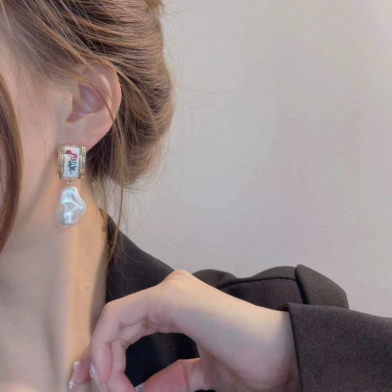 Retro shaped Pearl Drop oil Rose Earrings