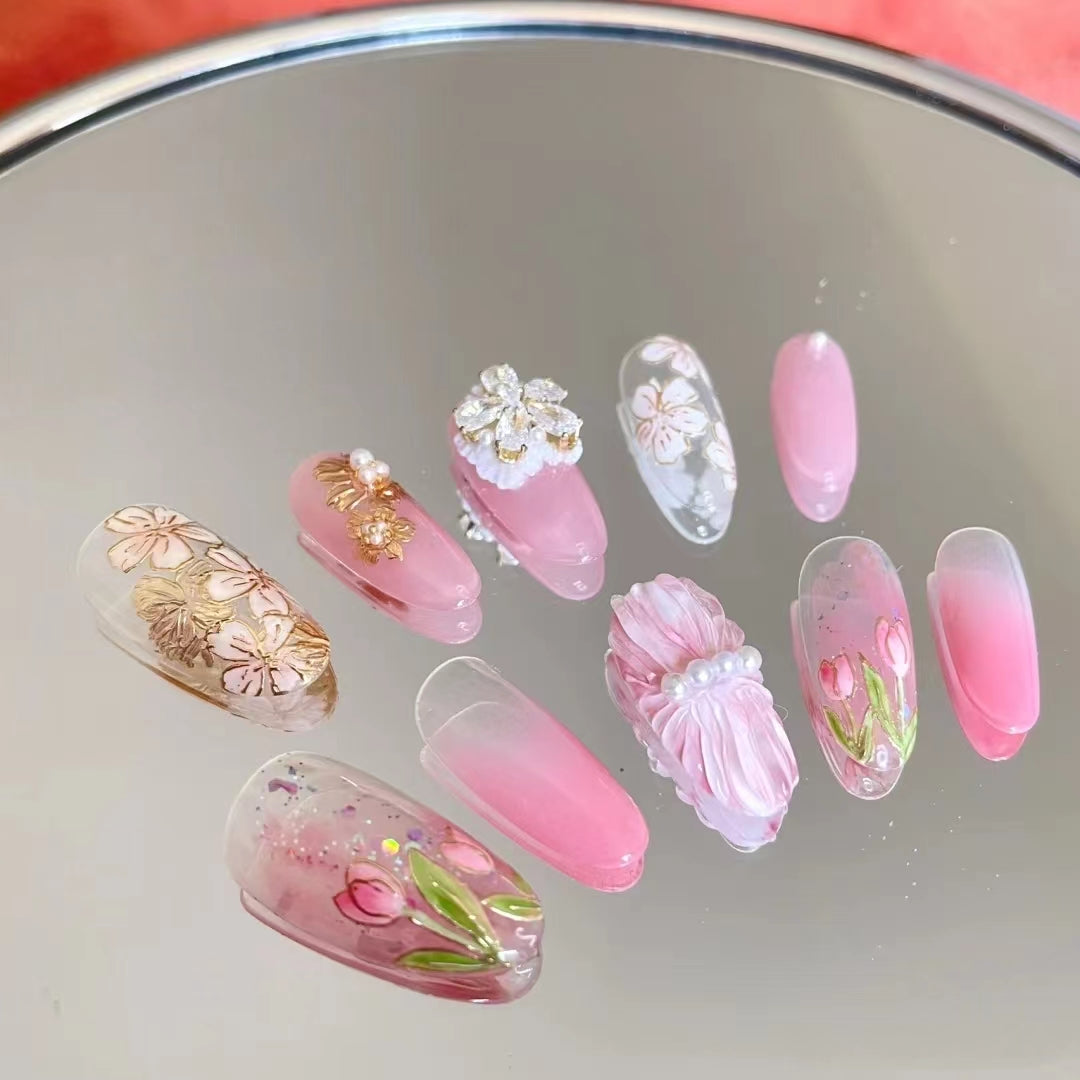 Customized nail enhancement, beautiful and affordable