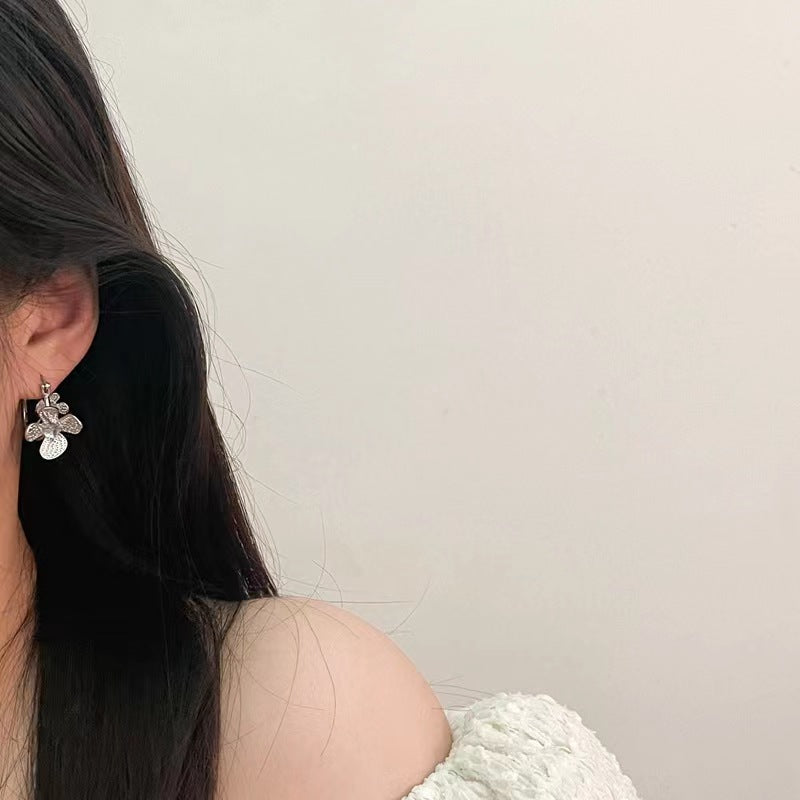 Metal flower moonstone copper earrings super fairy cold wind temperament daily with earrings earrings earrings circle net red earrings