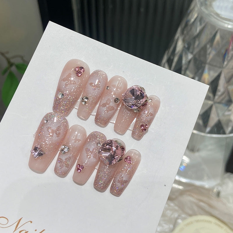 Customized nail enhancement, beautiful and affordable