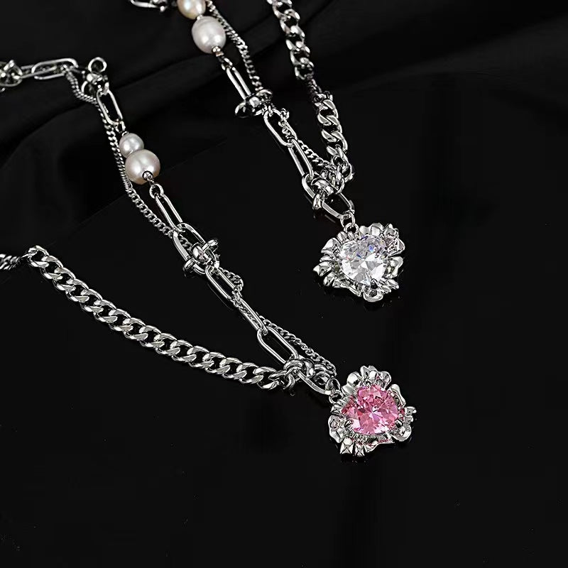 Love heart necklace female ins cold wind sweet cool personality stitching natural pearl peach heart zirconia pendant collarbone chain tide
