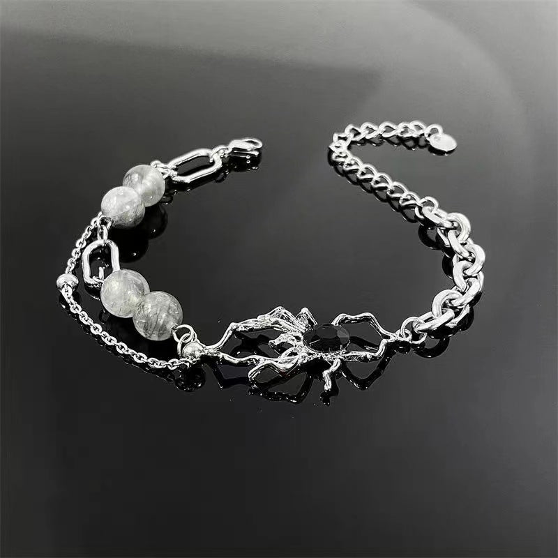 Hot girls wind hip-hop hip cool high street niche design premium sense of dark personality jewelry