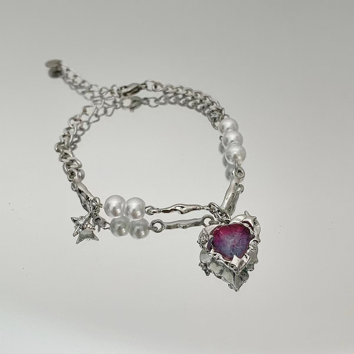 Fashion personality purple love stitching pearl bracelet female light luxury ins niche design sweet cool wind net red hand jewelry