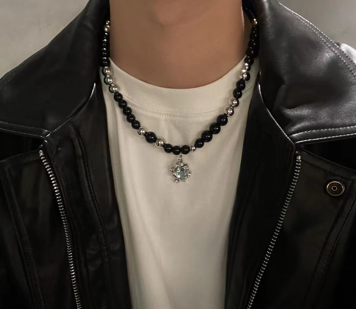 Black beaded titanium steel chain sweet cool collarbone chain female