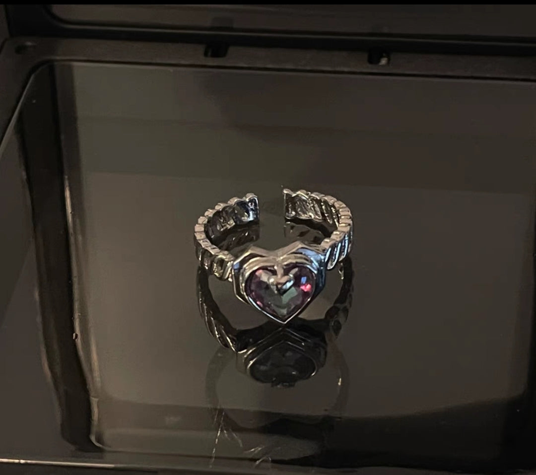 Love, precious stones, small number of designs, women's rings, tin foil, irregular, light, luxurious, high-class French rings