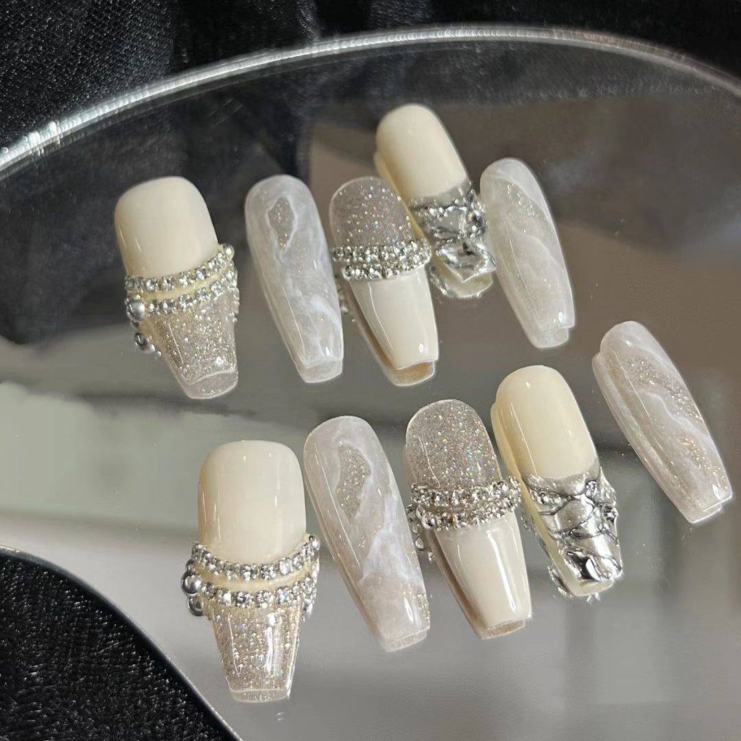 Autumn and Winter Gentle Wedding Nail Enhancement High Grade Shining Light Luxury Finished Champagne Diamond Wearing Nail Mesh Red Nail Plate