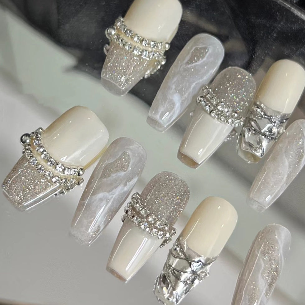 Autumn and Winter Gentle Wedding Nail Enhancement High Grade Shining Light Luxury Finished Champagne Diamond Wearing Nail Mesh Red Nail Plate