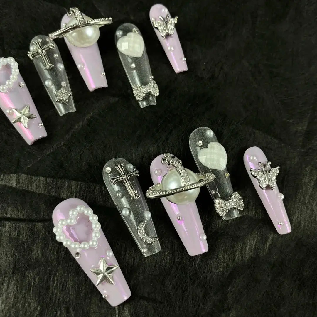 Wearing nail patches, nail patches, nail patches, student purple Kuromi