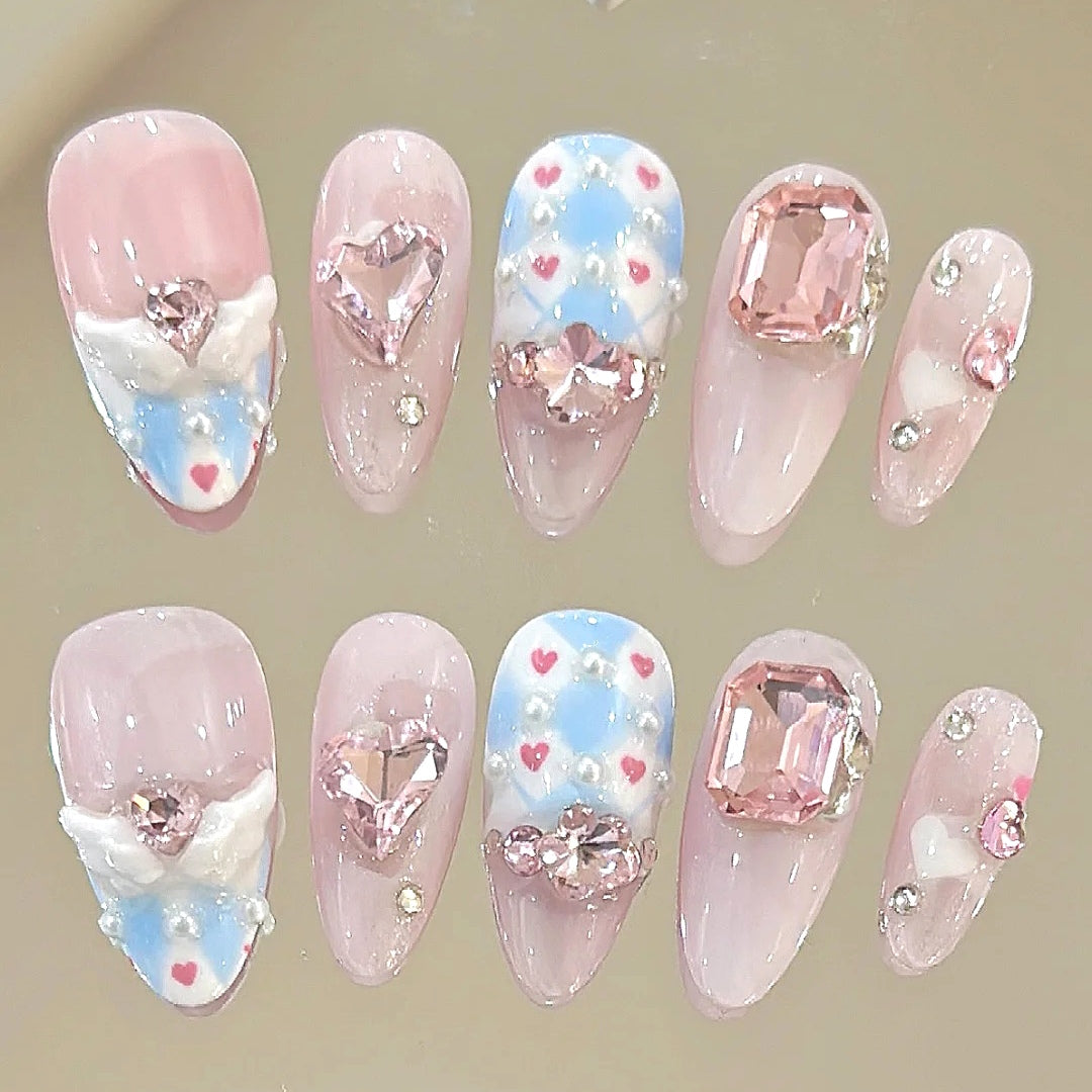 Beautiful girl manicure super powder love wearing manicure girl hand waterproof durable false nail plate wearing nail