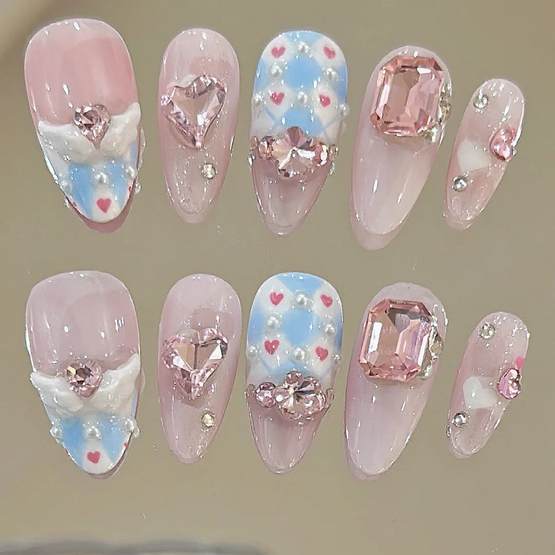 Beautiful girl manicure super powder love wearing manicure girl hand waterproof durable false nail plate wearing nail
