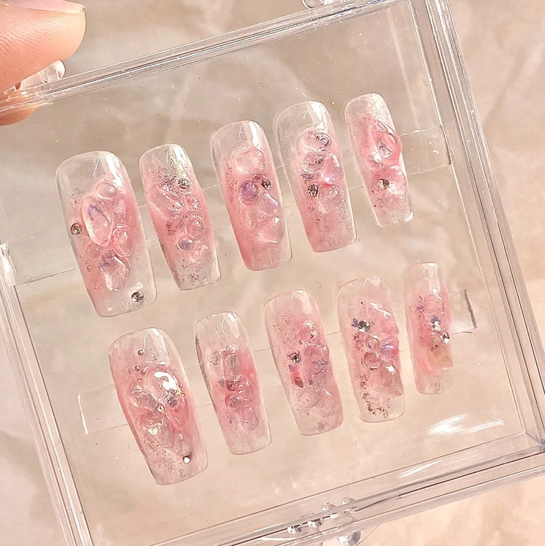 New transparent natural crystal crushed stone irregular strawberry crystal nail decoration finished product