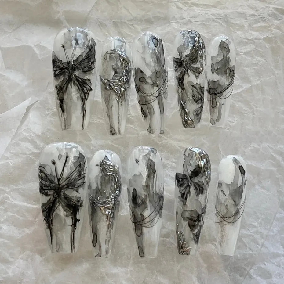 Butterfly spray painting popular style, flash, dark and spicy girl, small group removable nail enhancement
