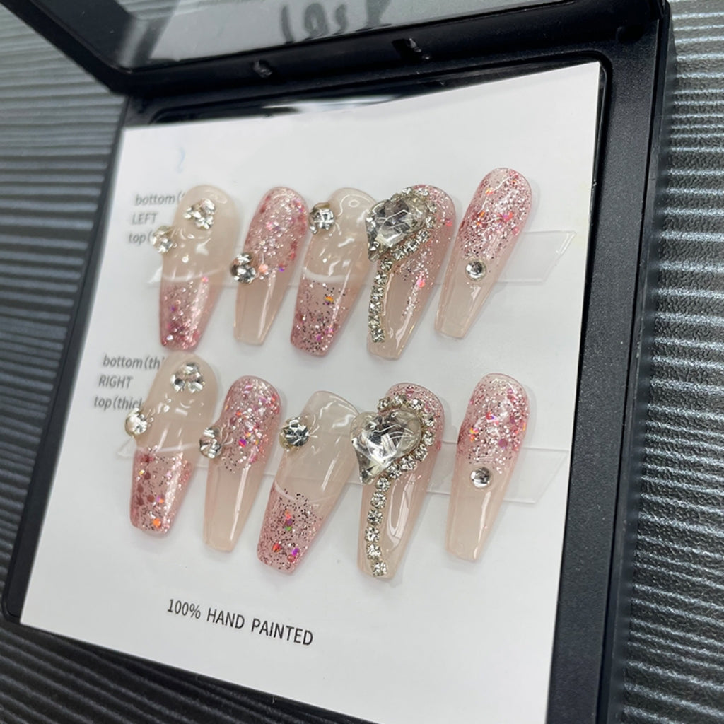Pure manual wearing of nail, pop sequins, diamond chain clauses, super fairy style, students can wear removable nail patches