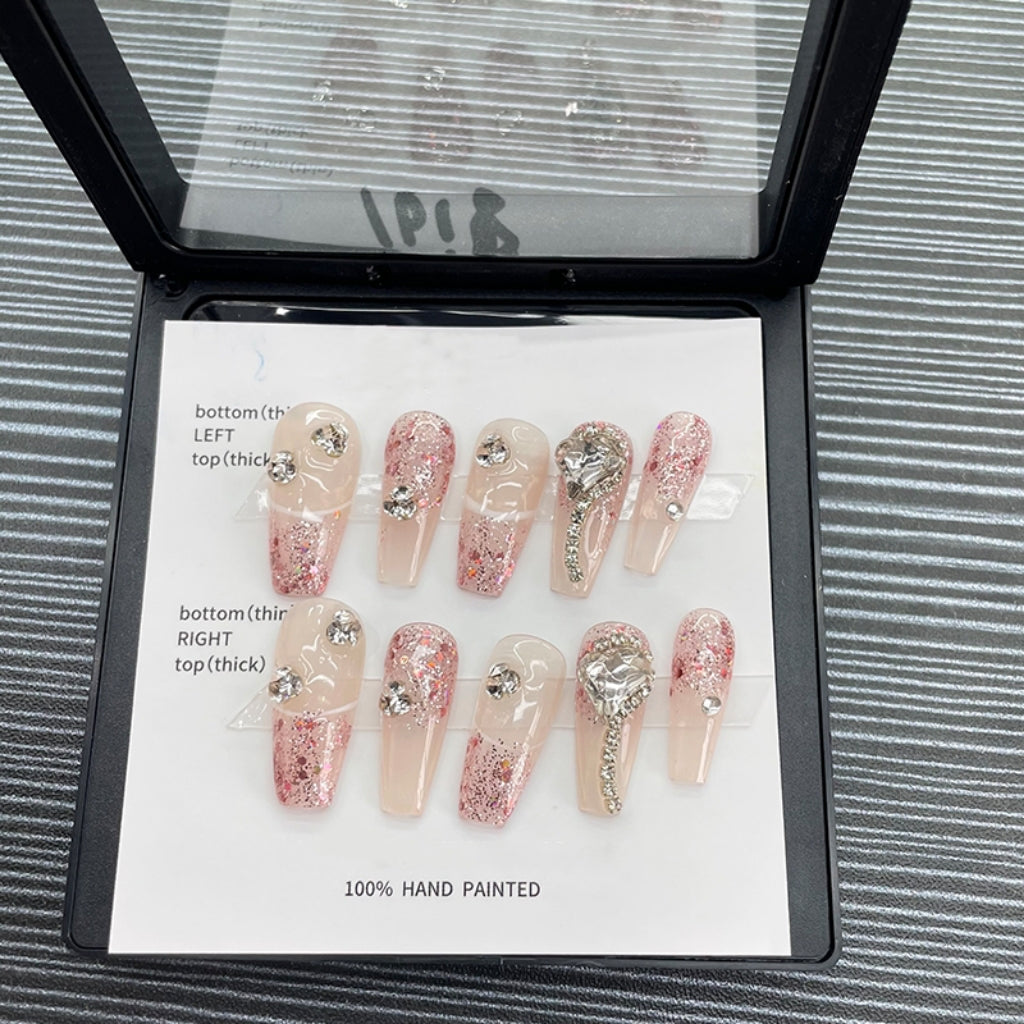 Pure manual wearing of nail, pop sequins, diamond chain clauses, super fairy style, students can wear removable nail patches