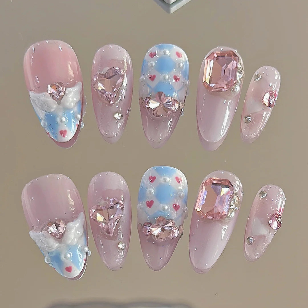 Beautiful girl manicure super powder love wearing manicure girl hand waterproof durable false nail plate wearing nail