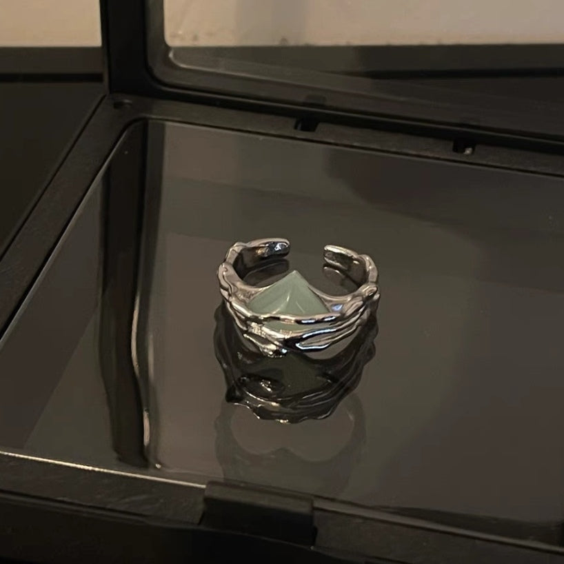 Love, precious stones, small number of designs, women's rings, tin foil, irregular, light, luxurious, high-class French rings