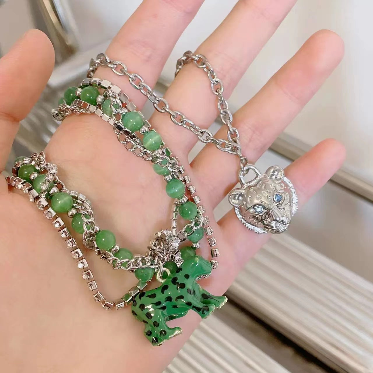 Green leopard diamond necklace