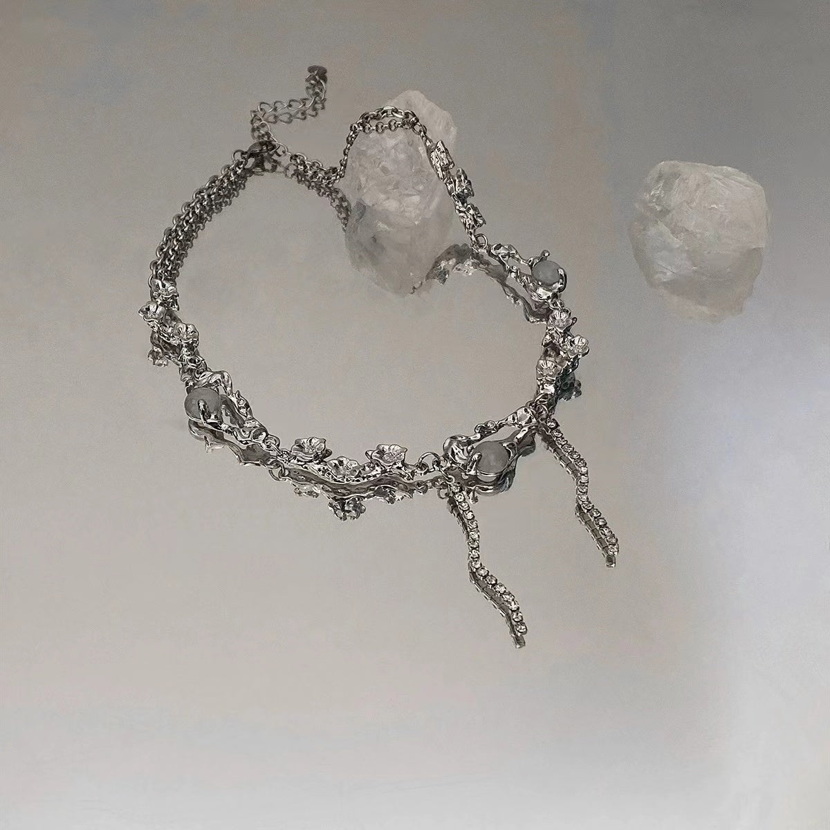 Cool wind peach moonstone rhinestone tassel necklace