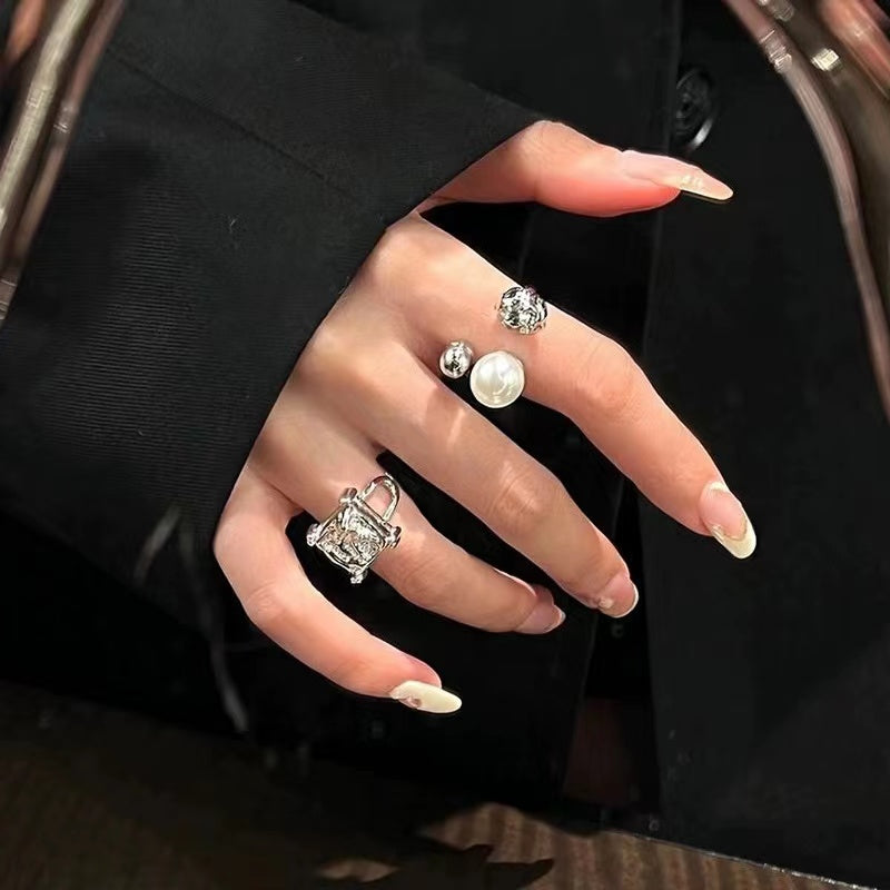 Irregular lava senior sense ins cold wind niche design sense pearl French open simple ring