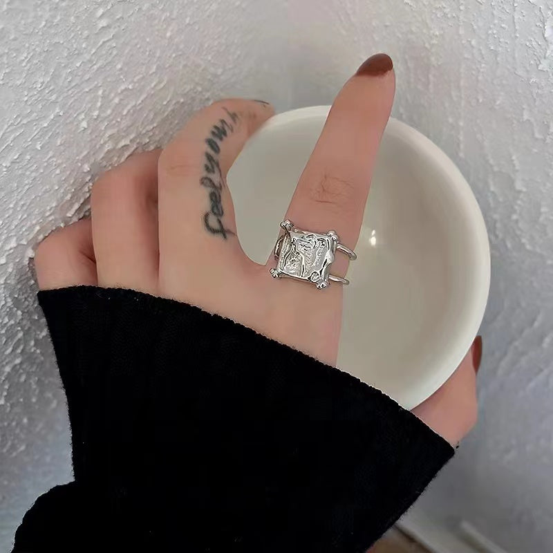 Irregular lava senior sense ins cold wind niche design sense pearl French open simple ring