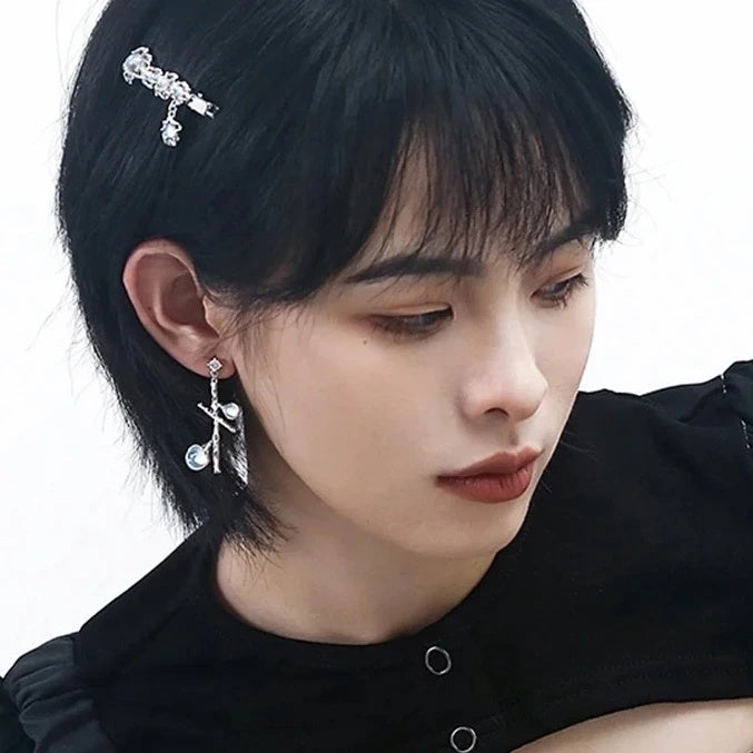 Light luxury niche temperament design sense senior sweet cool hot girl earrings