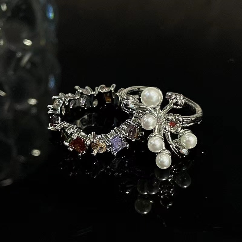 Antique open ring French court flower bud niche design pearl rainbow zircon irregular ring