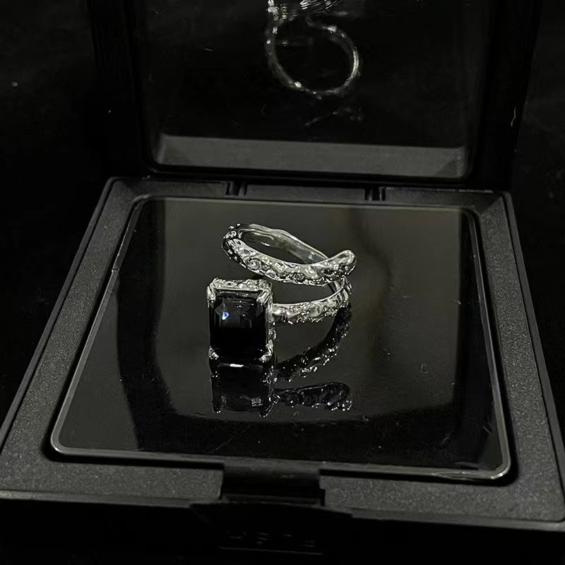 Niche design jewelry set ins dark style open ring senior sense of black zircon necklace French earrings