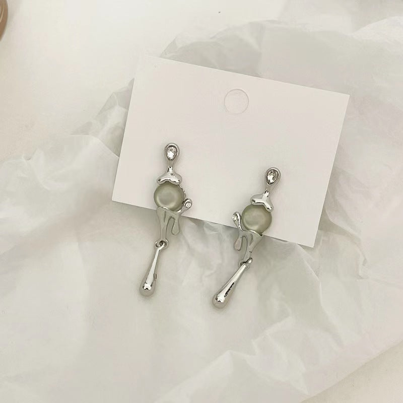 925 silver pin French cat's eye tassel niche design lava earrings long personalized aloof wind earrings female