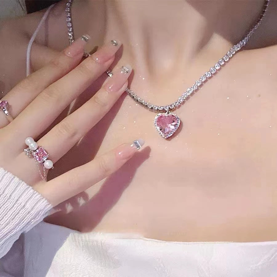 Pink diamond love zirconia necklace set light luxury full of diamonds sweet cool spicy girl style collarbone chain earrings ear pin set
