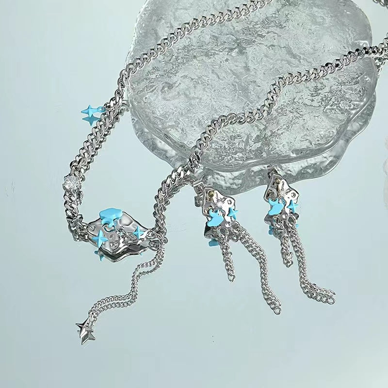 Necklace female senior sense ins cold wind personality fashion accessories 2022 new sweet cool hot girl collarbone chain tide