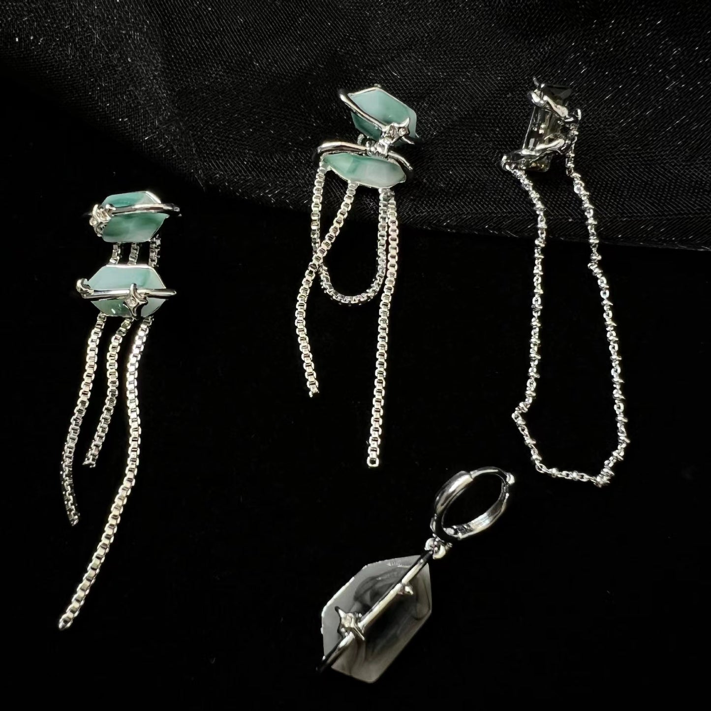 Chinese cloud fringe earrings are designed with a high-level sense of the minority