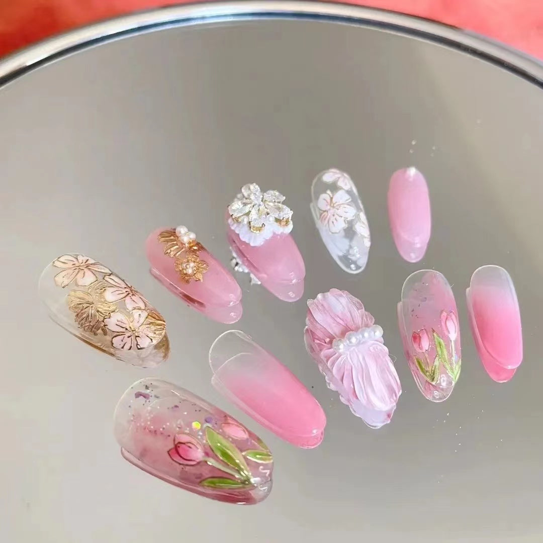 Customized nail enhancement, beautiful and affordable