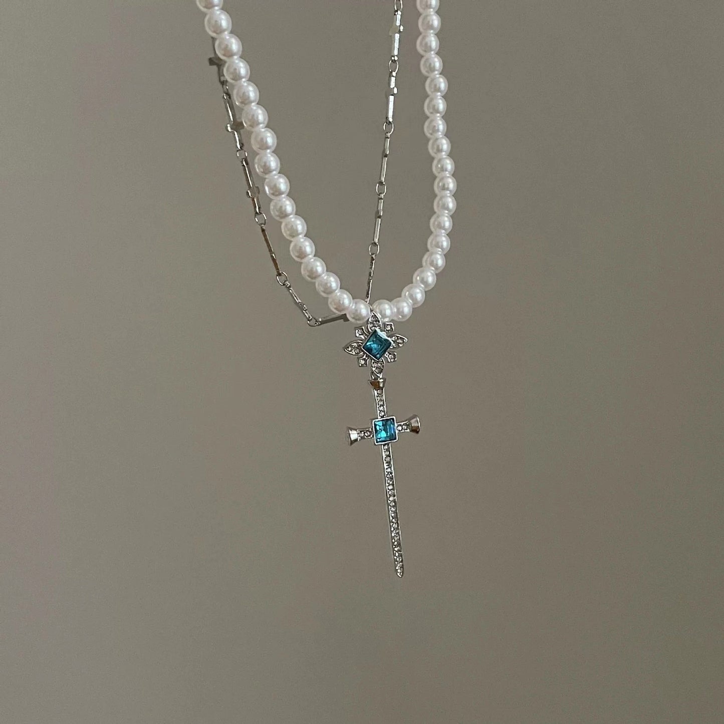 French design sense dreamy blue cross micro-set diamond rhinestone multi-layered stitching pearl collarbone chain female ins wind