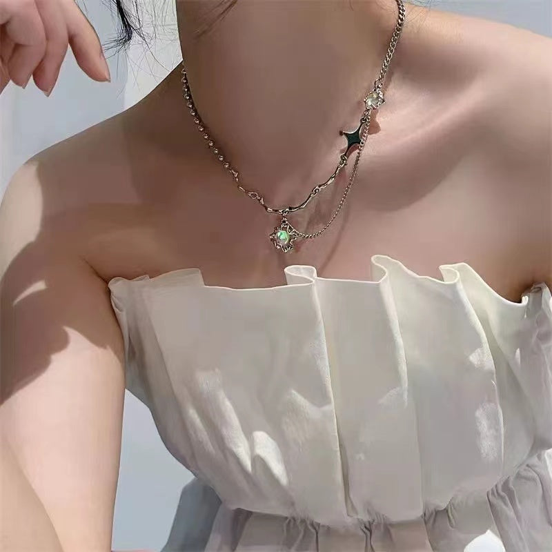 Moonstone stitching star mans bone knot fringe necklace female niche design cold wind 2022 new collarbone chain tide