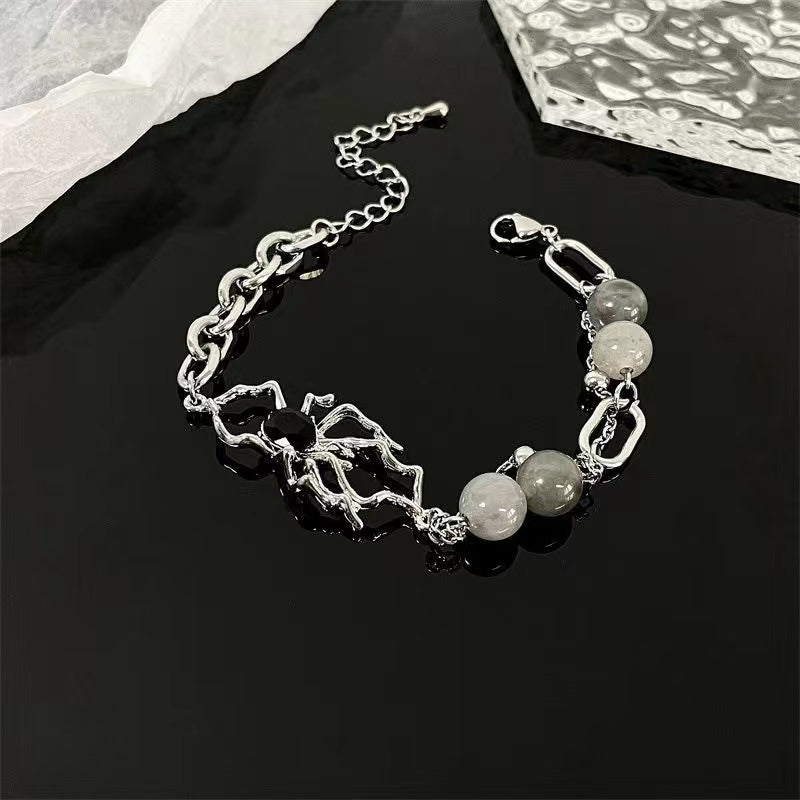 Hot girls wind hip-hop hip cool high street niche design premium sense of dark personality jewelry