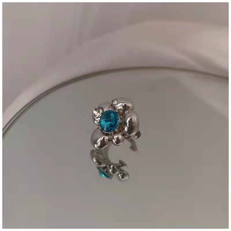 Super flash small Flower Rhinestone ear bone clip