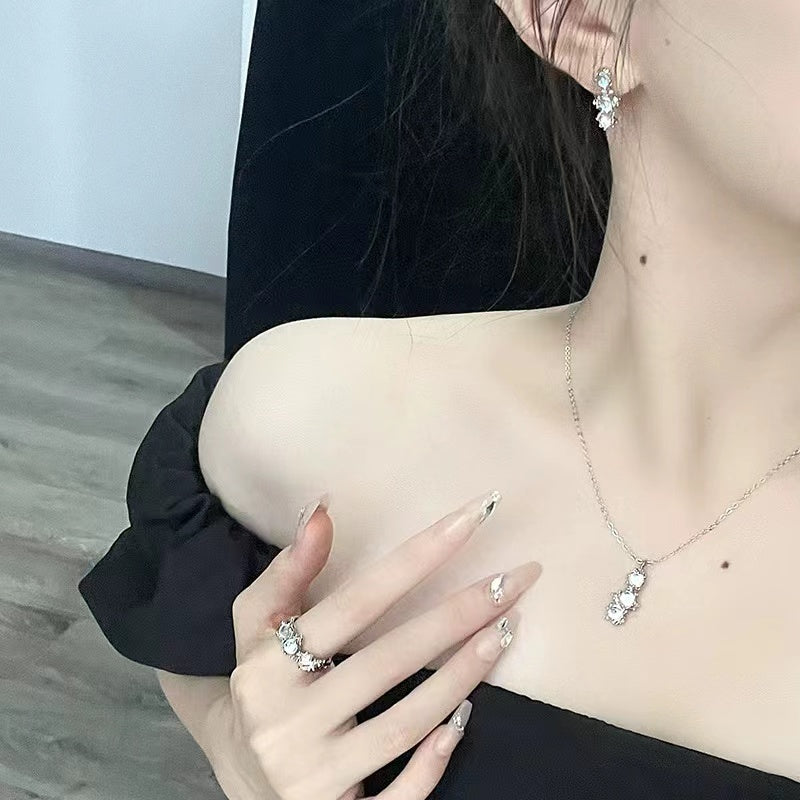 Moonstone jewelry set niche design sense open ring ins cold wind senior sense earrings gemstone necklace