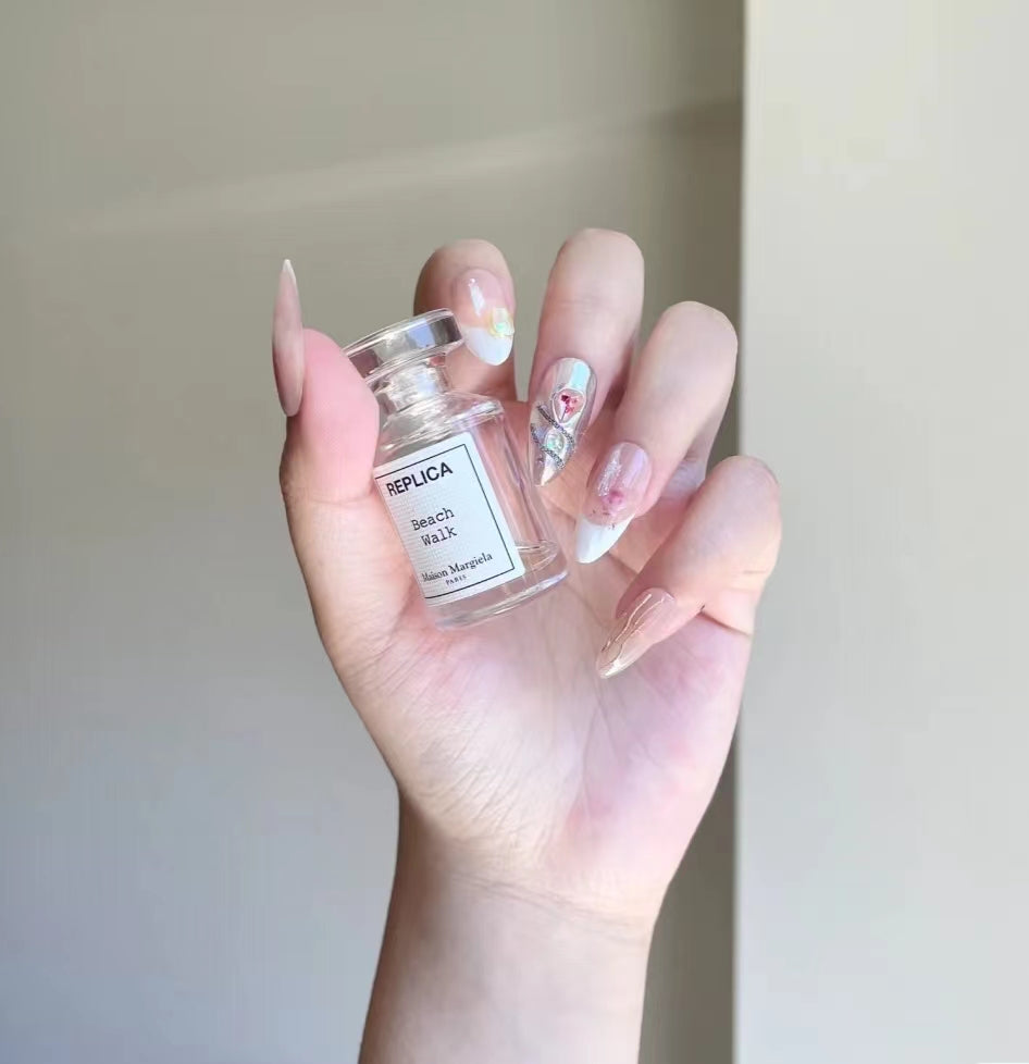 Customized nail enhancement, beautiful and affordable