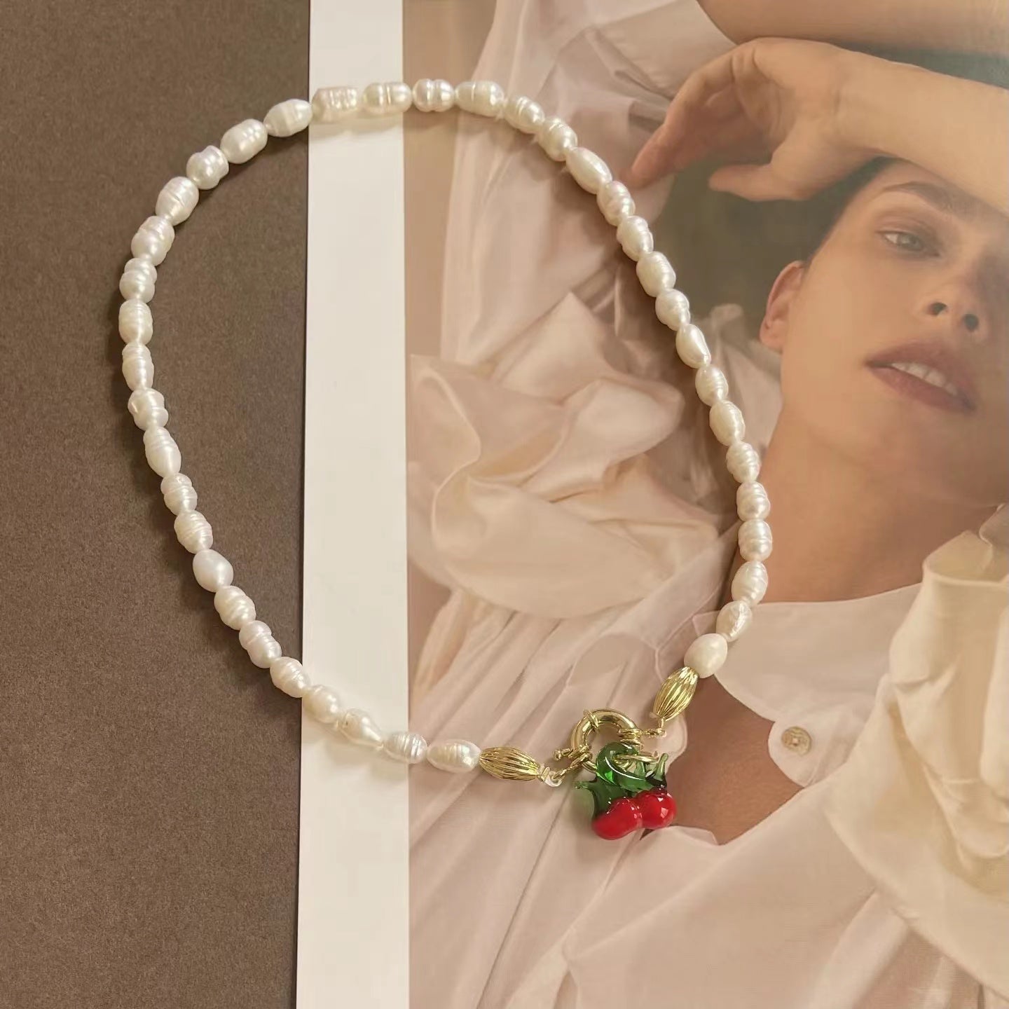 Vintage French pearl necklace elegant rose collarbone chain