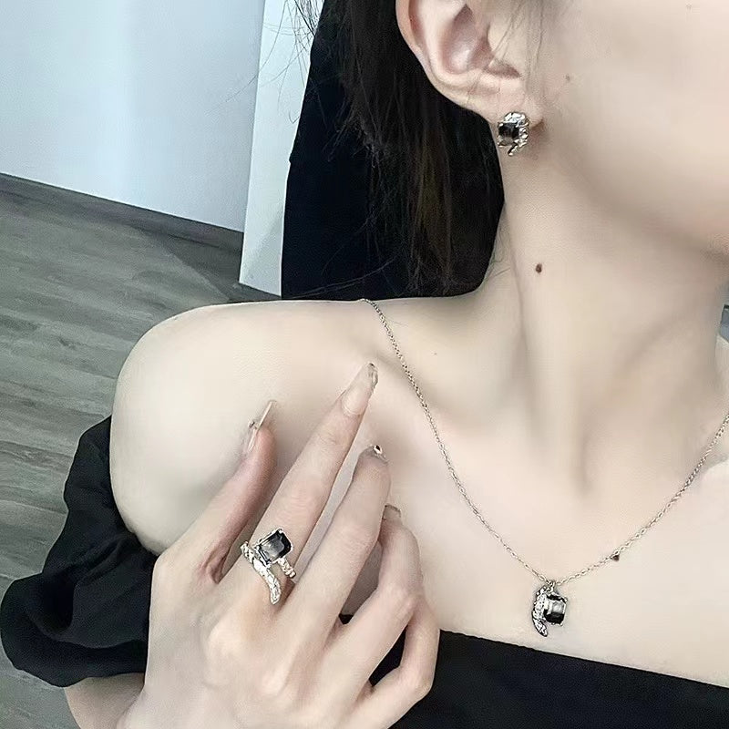 Niche design jewelry set ins dark style open ring senior sense of black zircon necklace French earrings