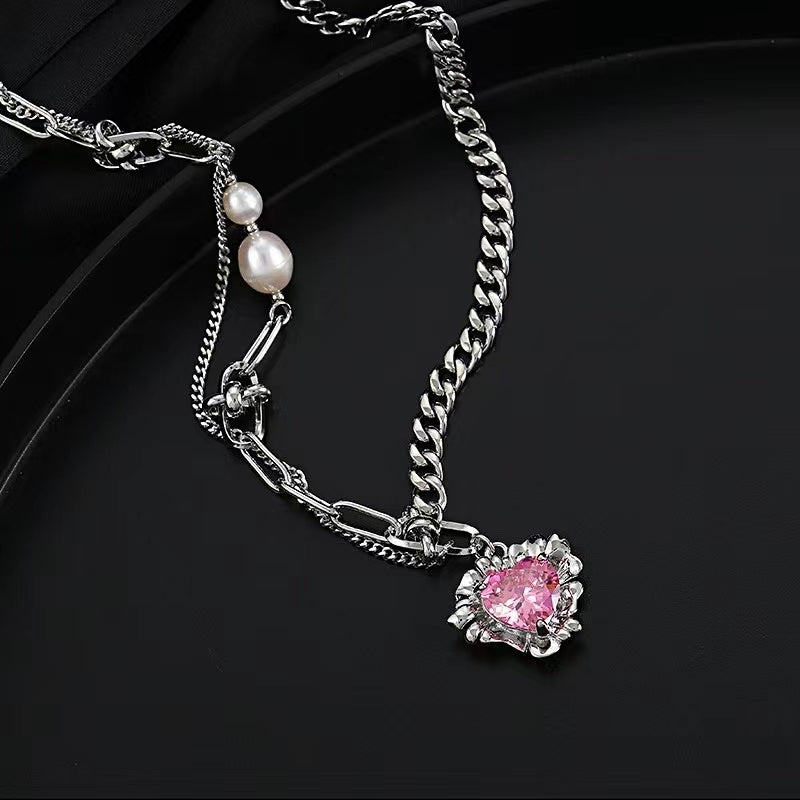 Love heart necklace female ins cold wind sweet cool personality stitching natural pearl peach heart zirconia pendant collarbone chain tide