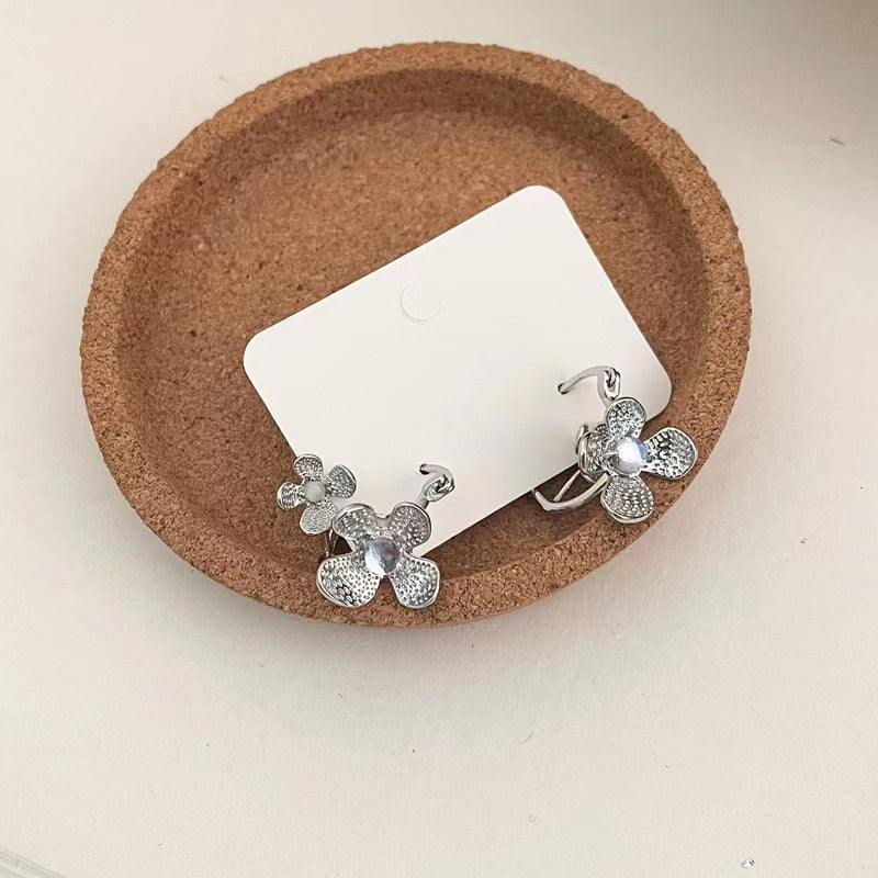 Metal flower moonstone copper earrings super fairy cold wind temperament daily with earrings earrings earrings circle net red earrings