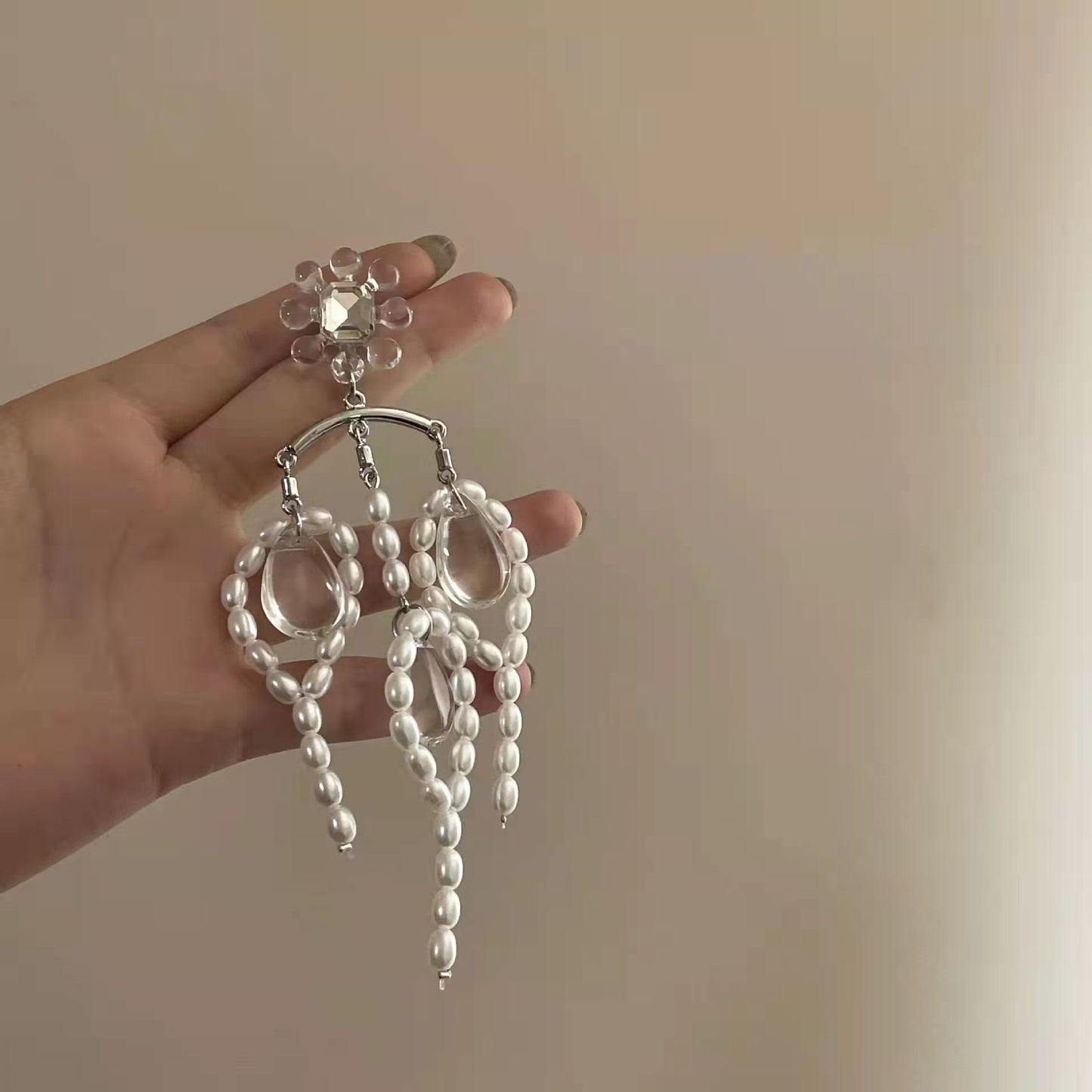 Water drop Vintage palace style pearl earrings