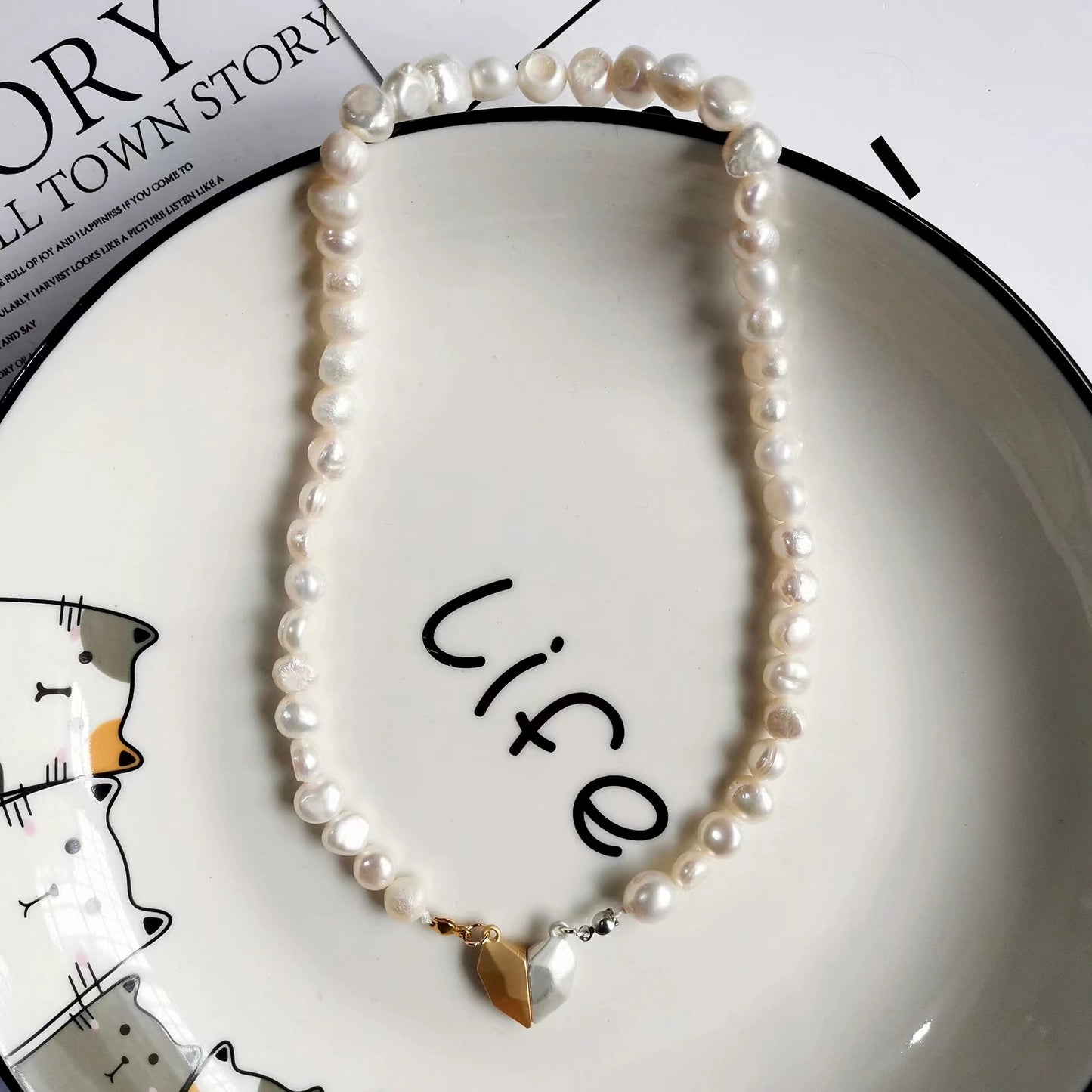 French small fragrance style i love baroque pearl necklace