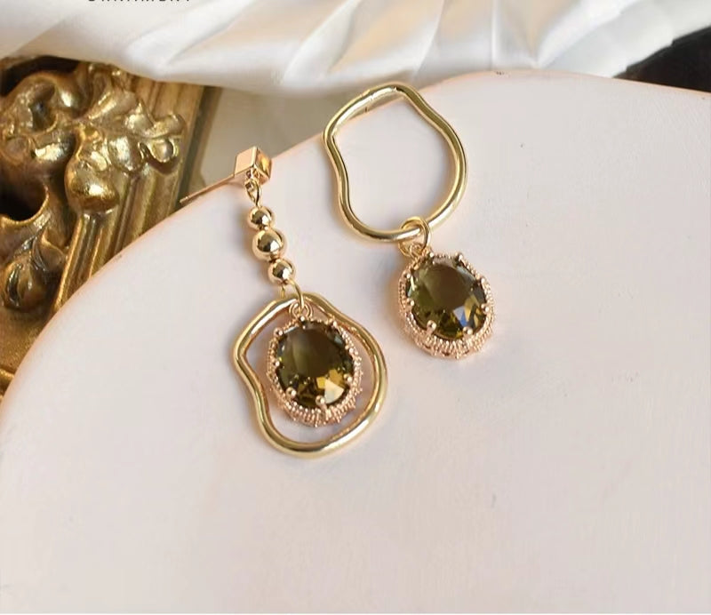 asymmetric translucent Tan crystal diamond asymmetric Earrings