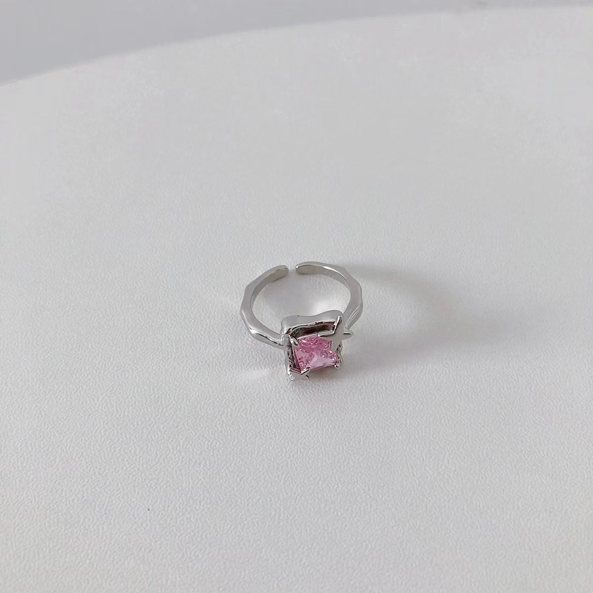 Pink love zirconia ring female niche design light luxury versatile exquisite senior sense open ring