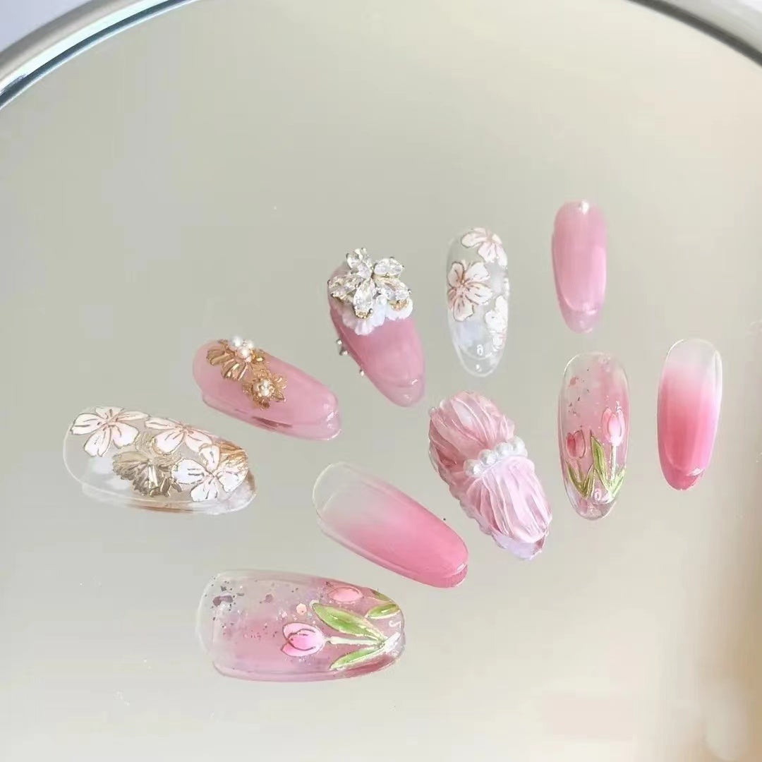 Customized nail enhancement, beautiful and affordable