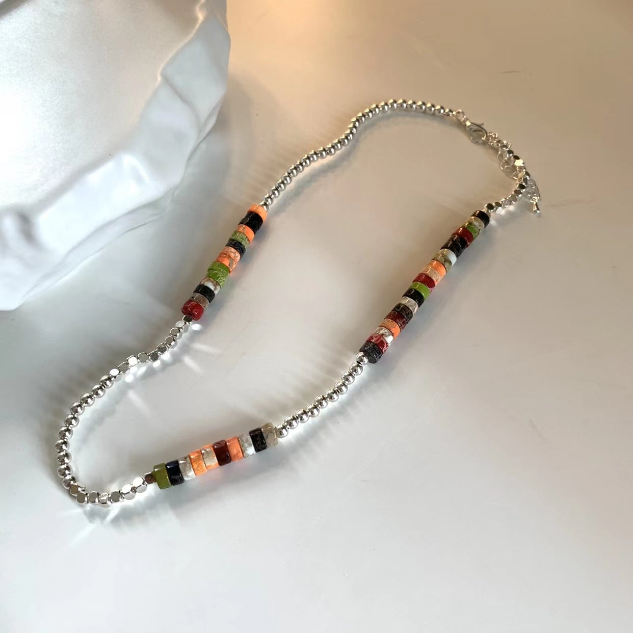 Colorful beaded necklace new female explosive collarbone chain