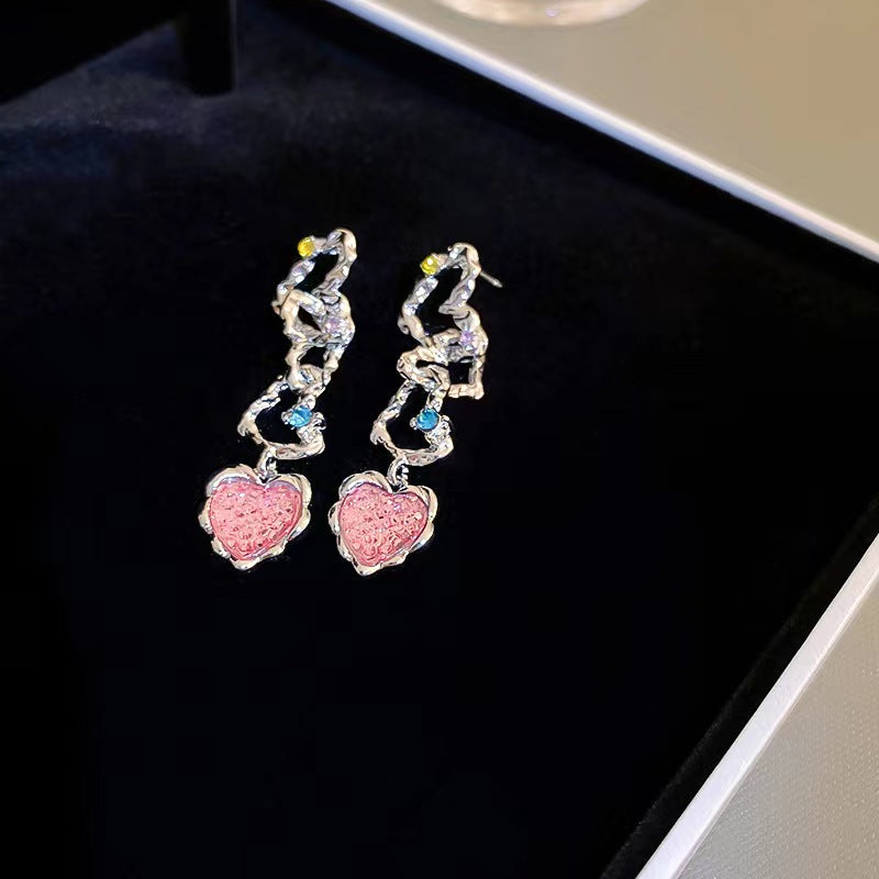 Silver needles with diamonds pleated love earrings