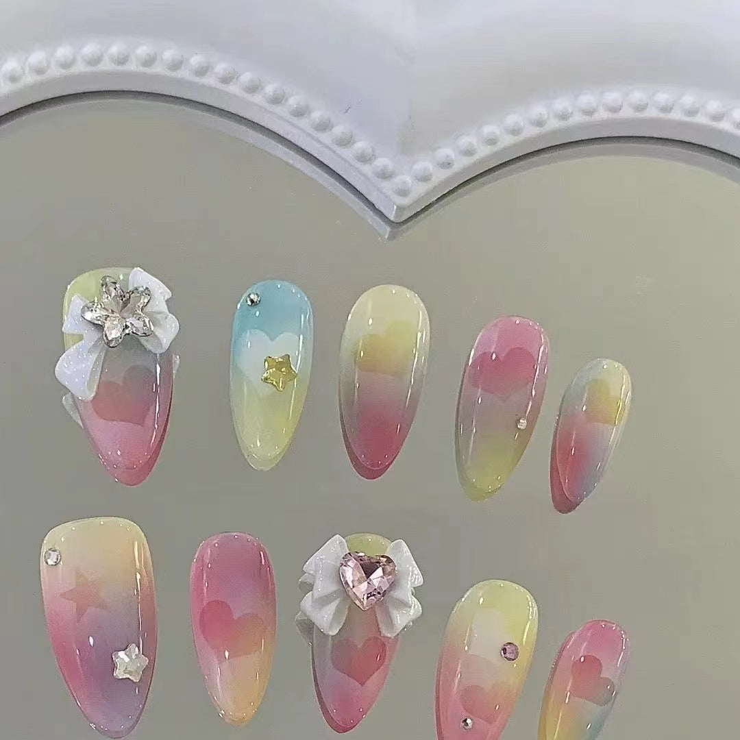 Customizing beautiful nails